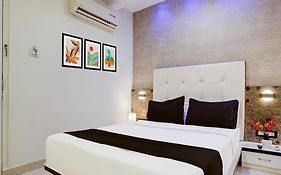 Hotel O Golden Star